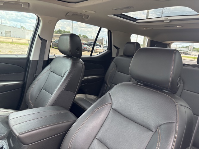 2021 Chevrolet Traverse Premier photo 18