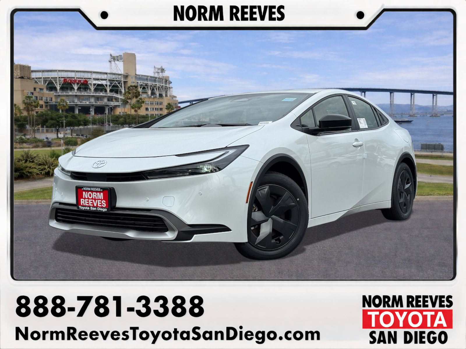 2026 Toyota Prius SE's photo