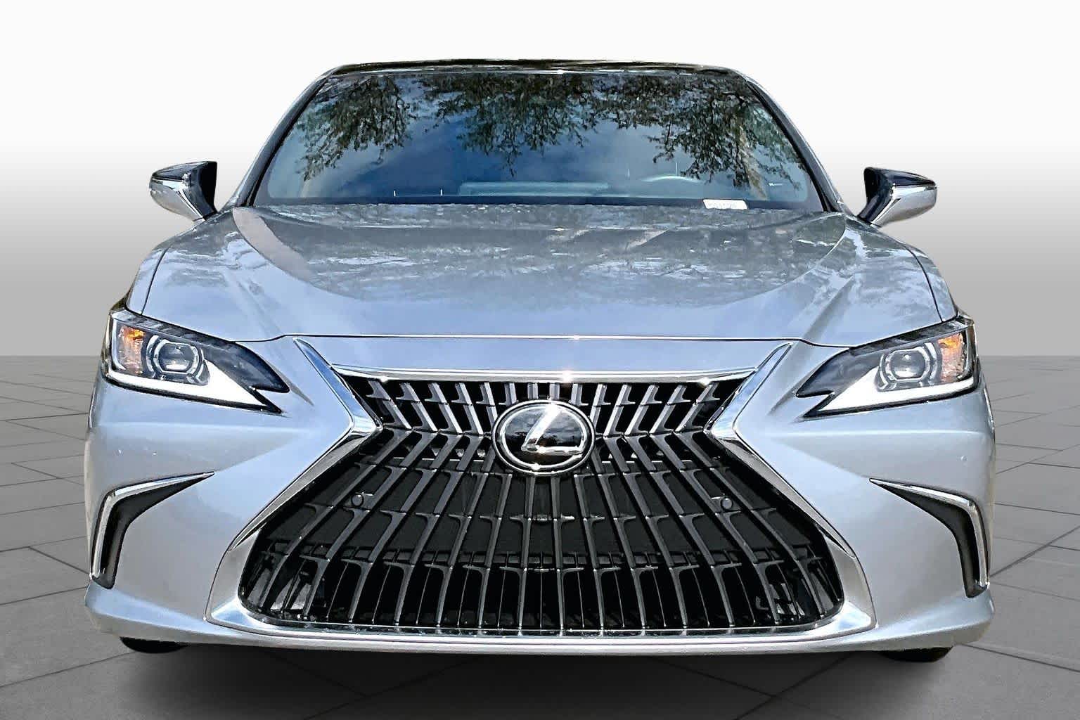 2023 Lexus ES 350 Premium photo 3
