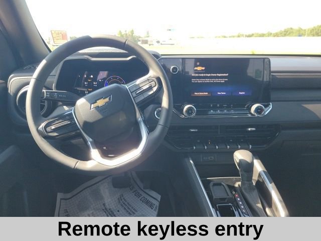 2026 Chevrolet Colorado Work Truck photo 2