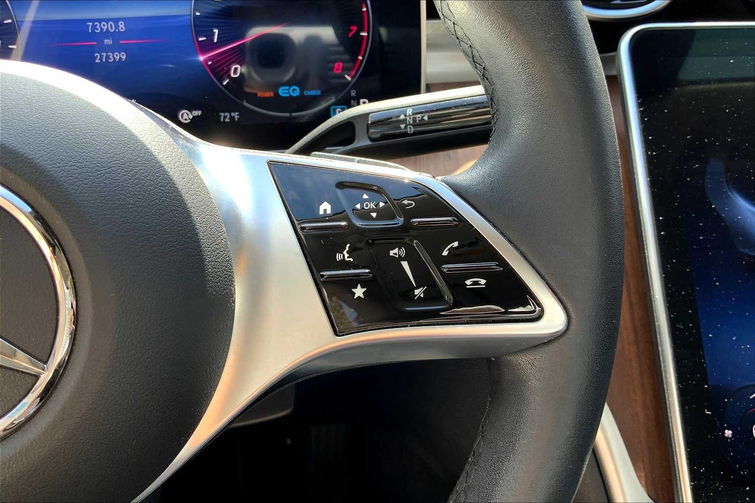 2022 Mercedes Benz C 300 photo 22
