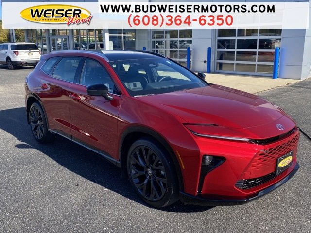 2025 Toyota Crown Signia Limited's photo