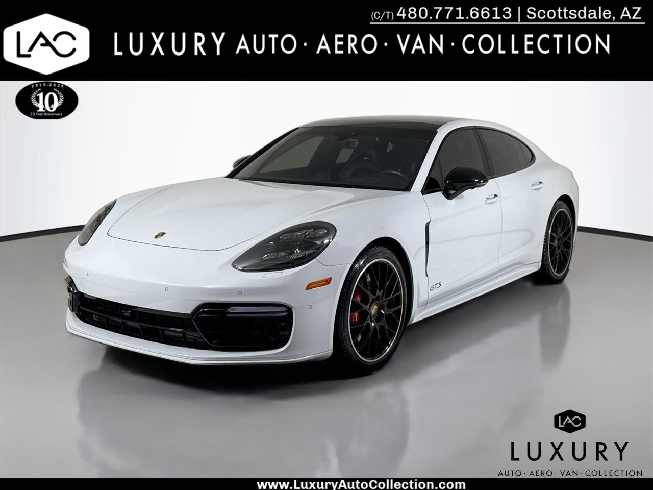 2020 Porsche Panamera GTS's photo