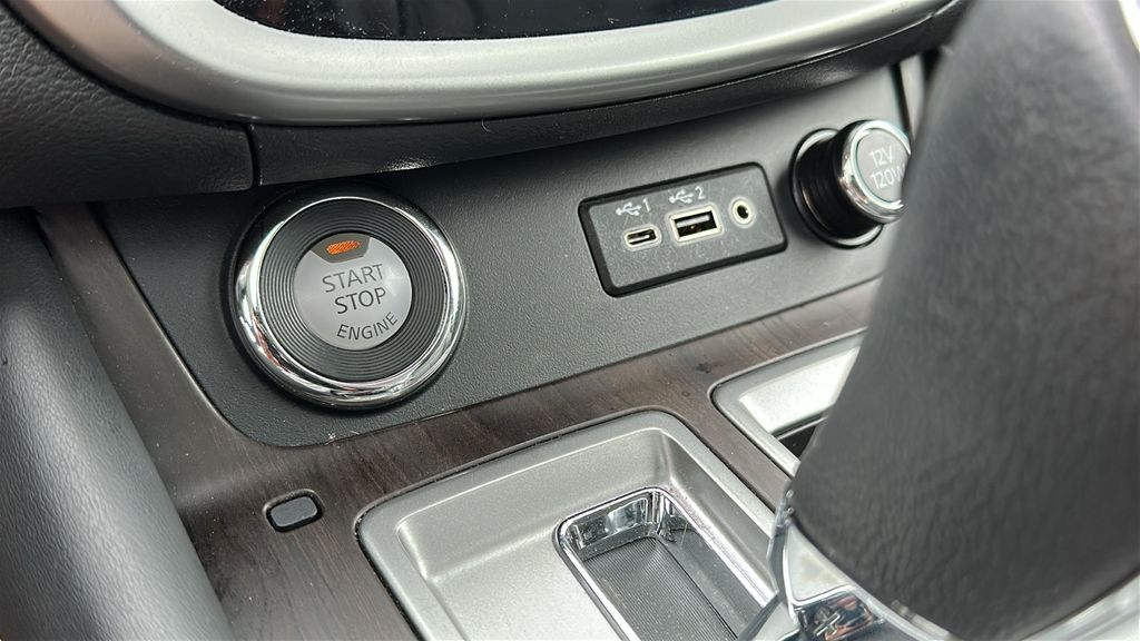2023 Nissan Murano Platinum photo 17