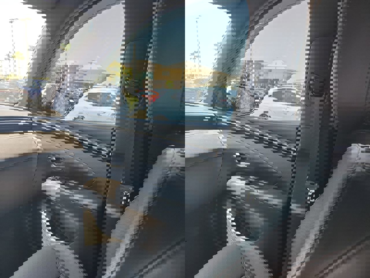 2024 Hyundai Santa Cruz SEL Activity Night photo 3