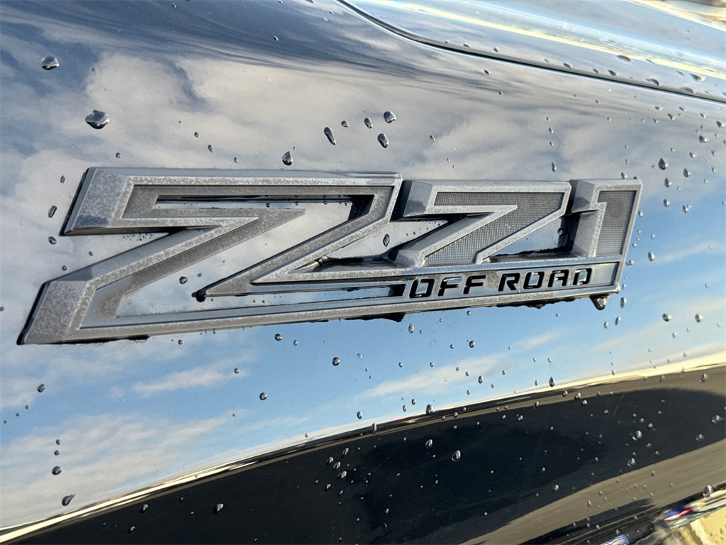 2022 Chevrolet Silverado 1500 LT Trail Boss photo 5