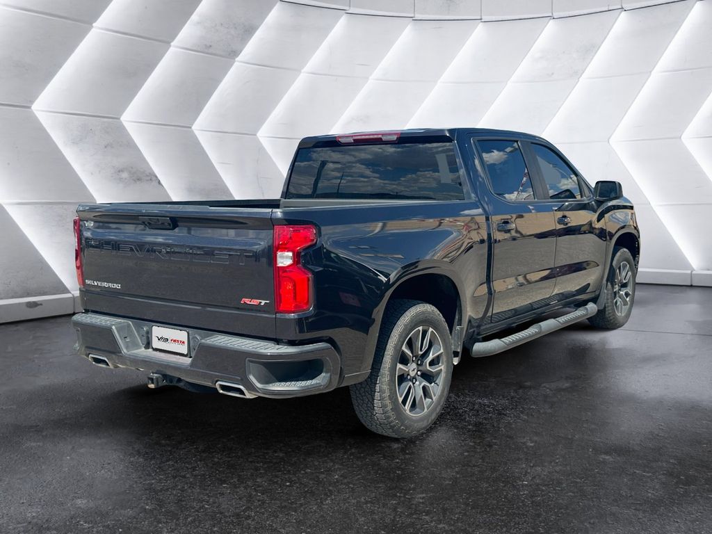 2023 Chevrolet Silverado 1500 RST photo 3