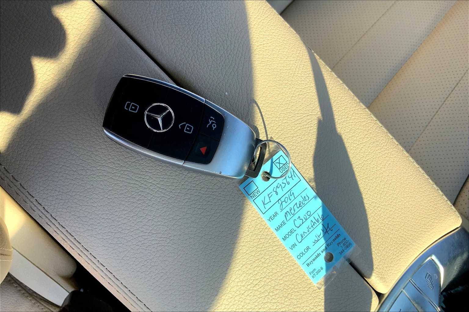 2019 Mercedes Benz C 300 photo 14