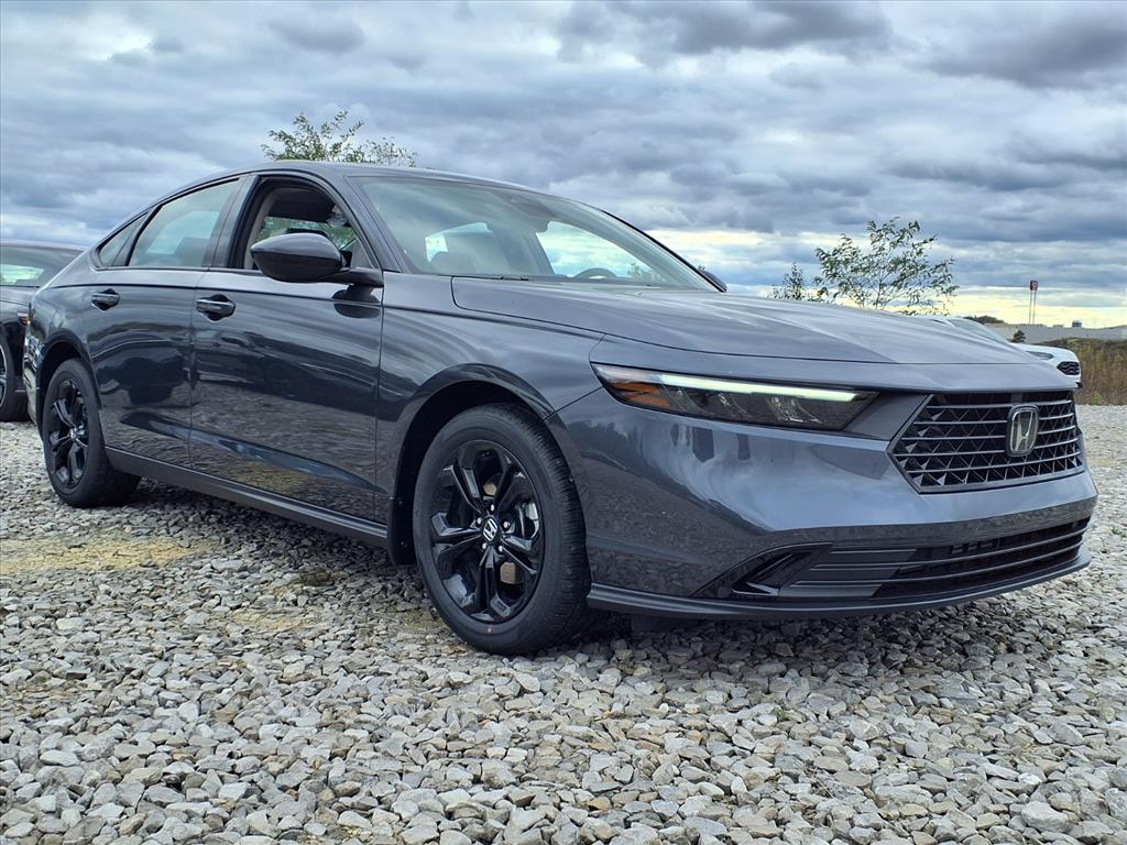 2025 Honda Accord SE's photo