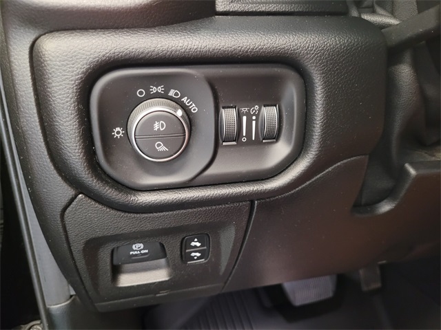 2019 Ram 1500 Rebel photo 25