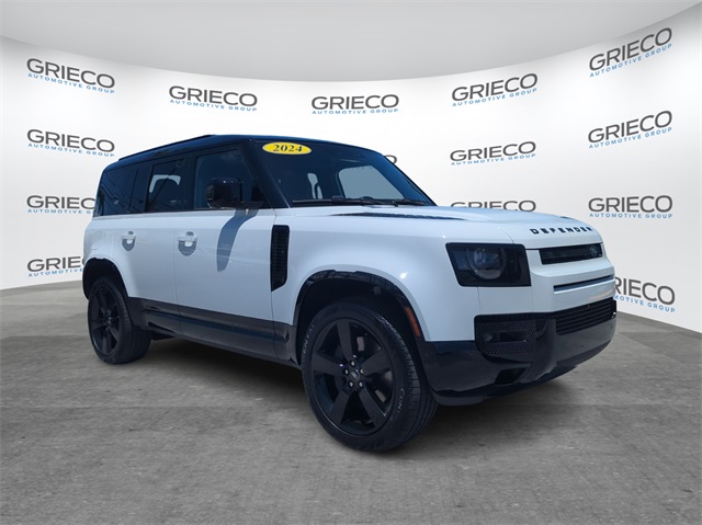 2024 Land Rover Defender X-Dynamic SE's photo