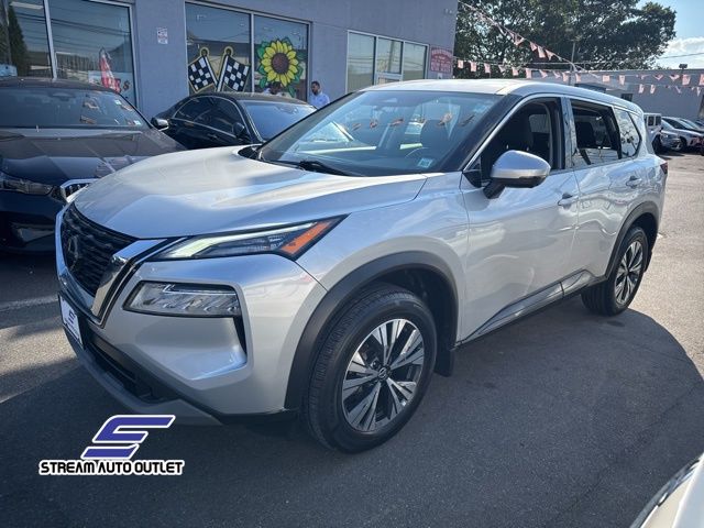 2021 Nissan Rogue SV photo 5