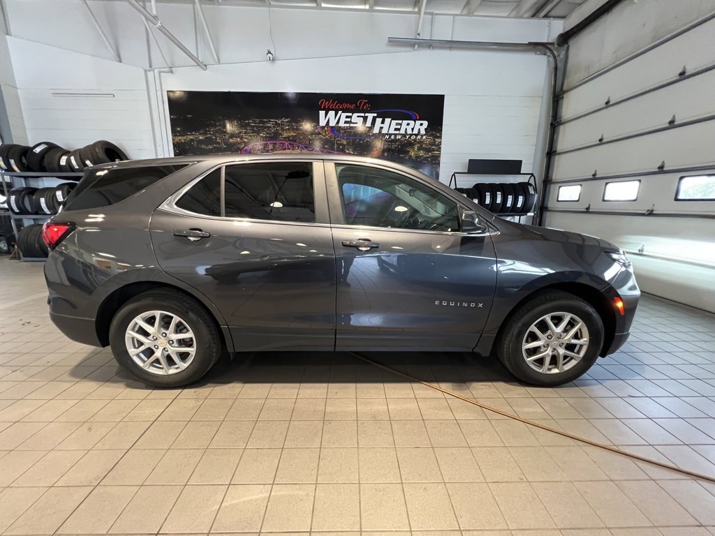 2022 Chevrolet Equinox LT photo 9