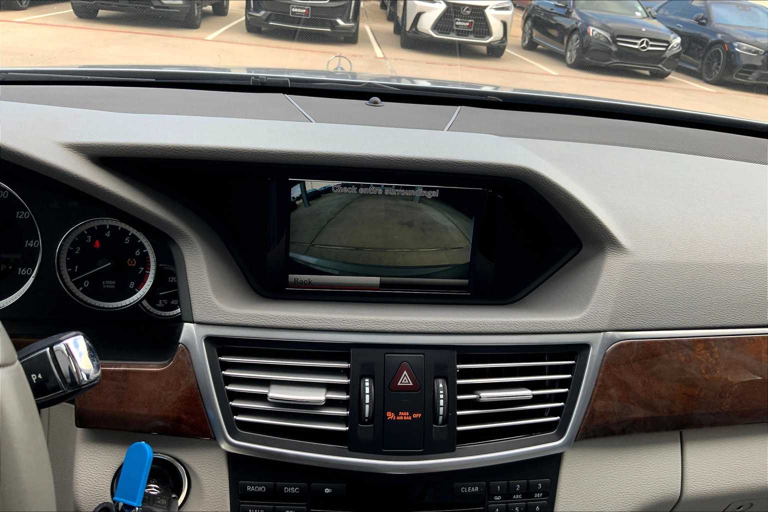 2013 Mercedes Benz E 350 photo 25