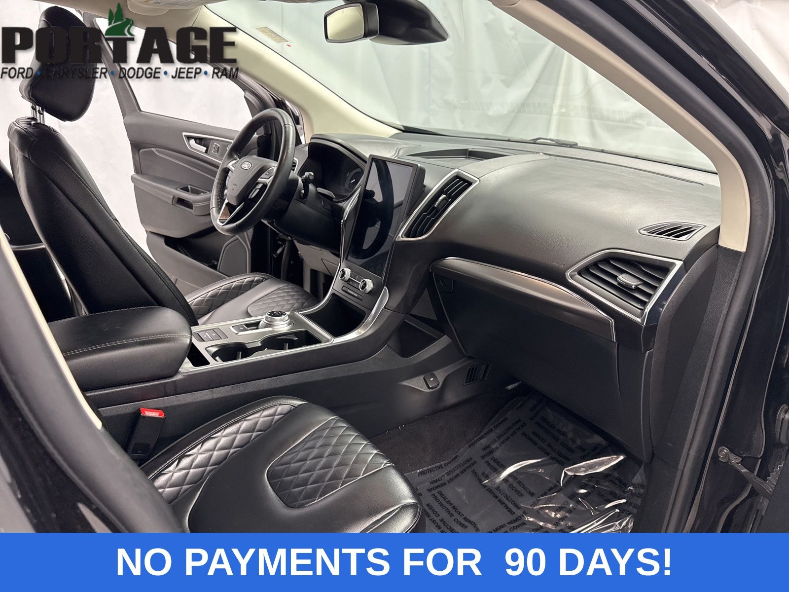 2024 Ford Edge Titanium photo 22
