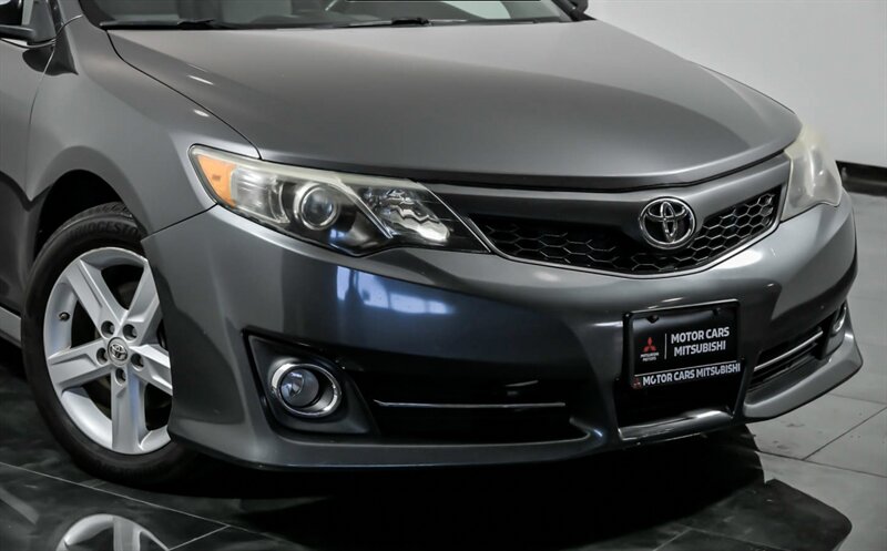 Used 2013 Toyota Camry L with VIN 4T1BF1FK0DU244201 for sale in Aurora, IL