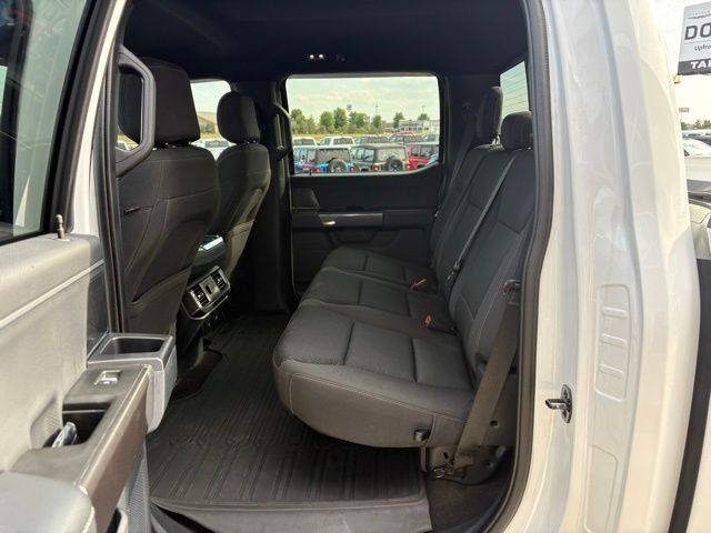 2021 Ford F-150 XLT photo 21