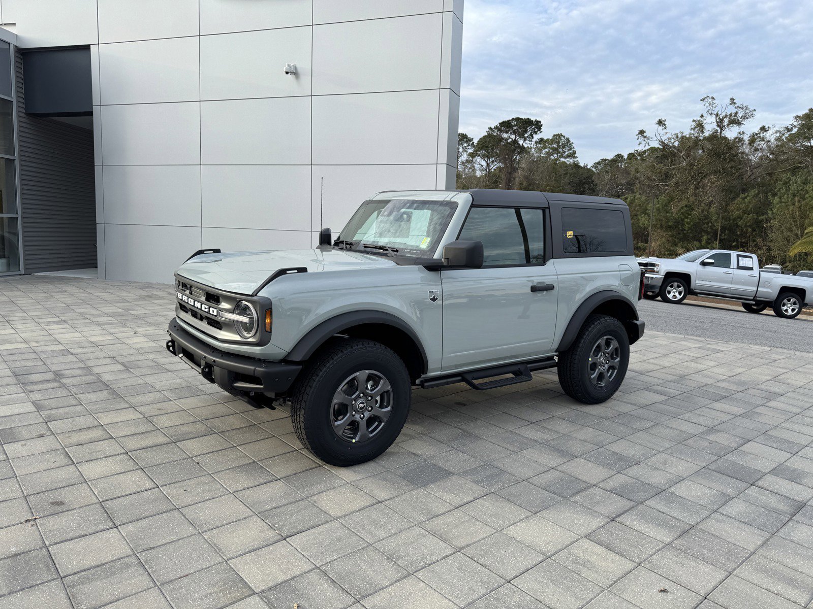 2024 Ford Bronco Big Bend photo 3