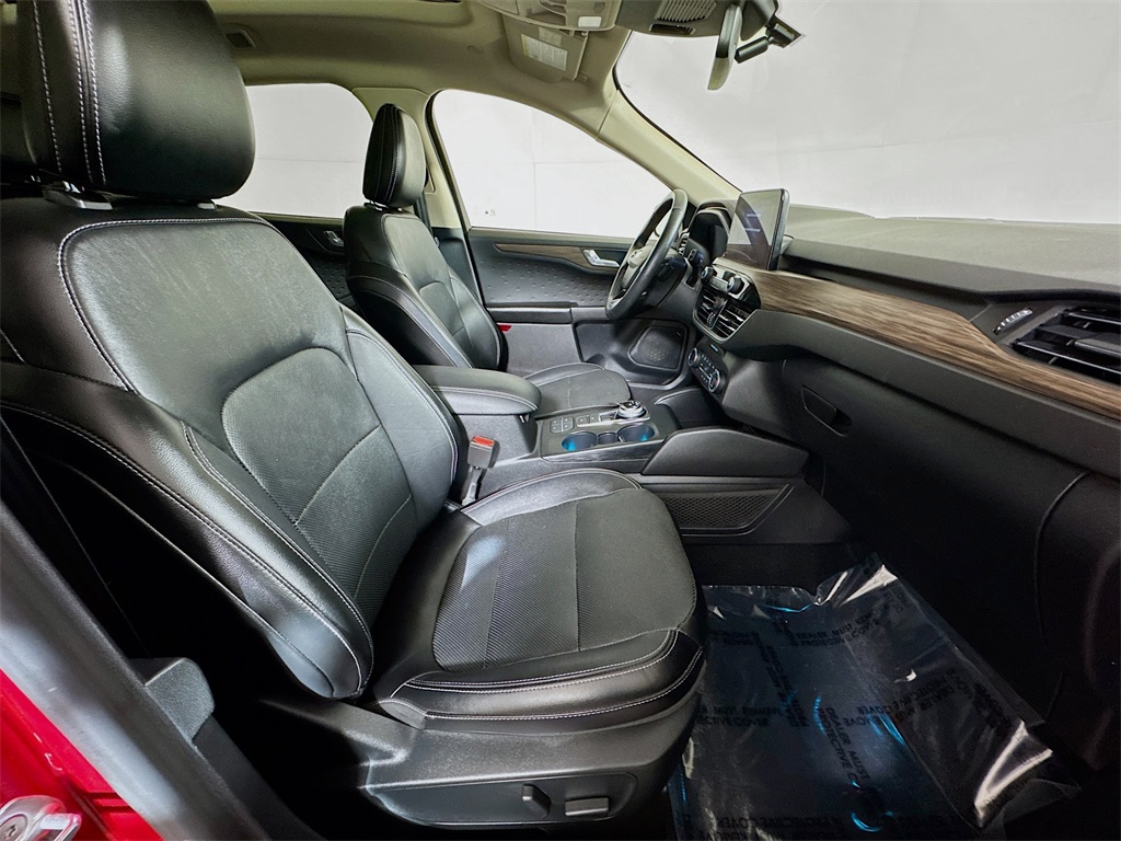 2020 Ford Escape Titanium photo 10