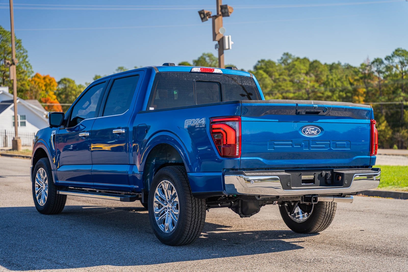 2025 Ford F-150 Lariat photo 4