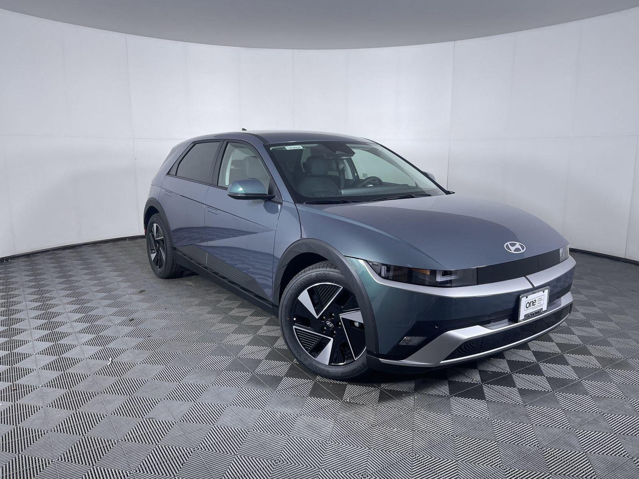 2026 Hyundai Ioniq 5 SEL photo 3