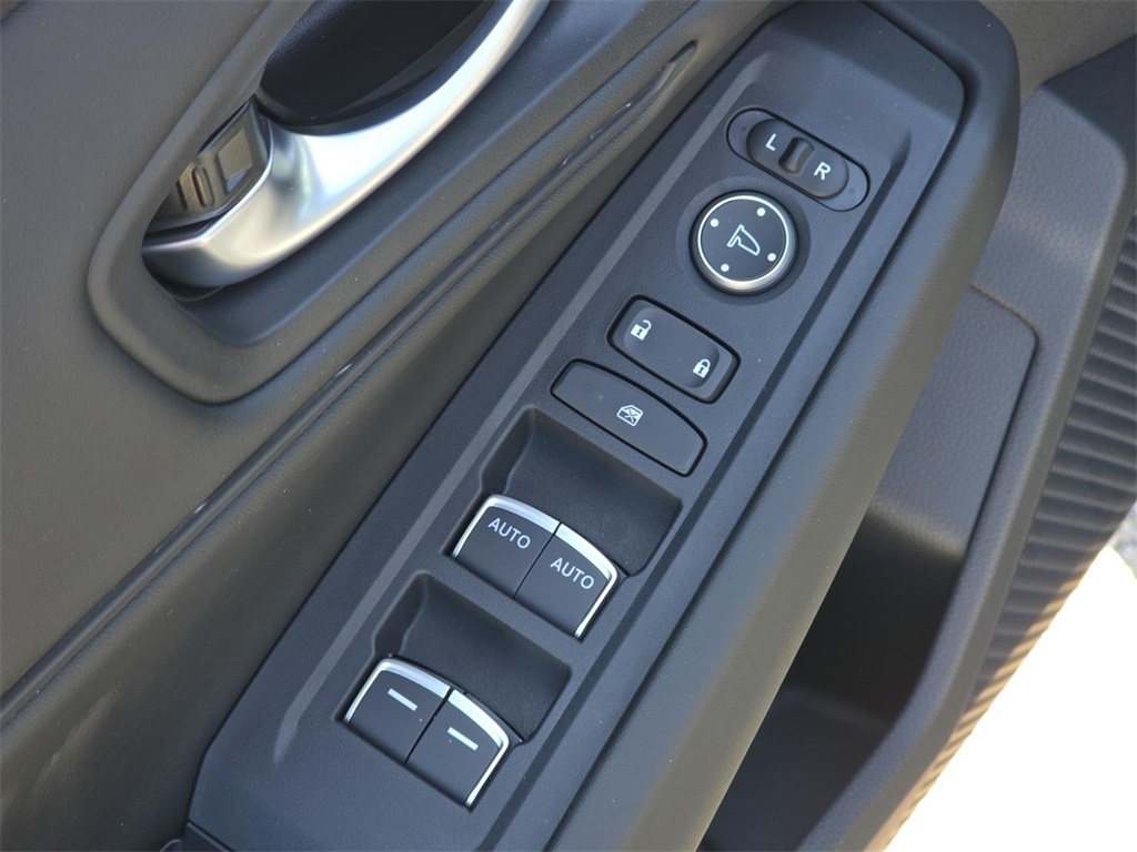 2025 Honda Accord SE photo 19