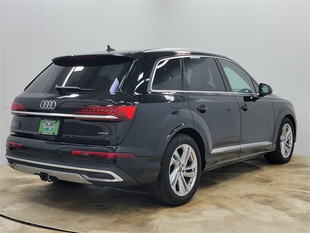 2023 Audi Q7 55 Prestige photo 5