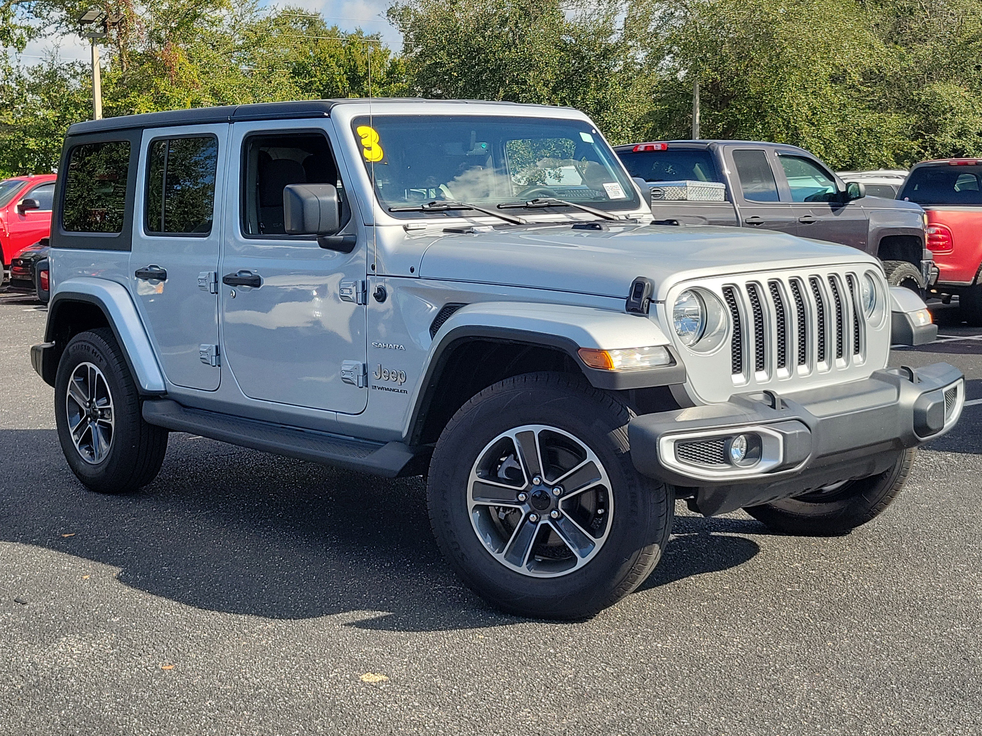 2023 Jeep Wrangler 4-Door Sahara's photo