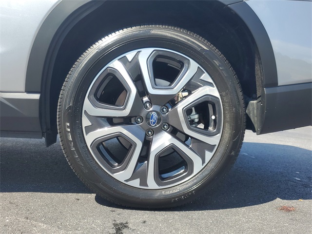 2024 Subaru Ascent Touring photo 4