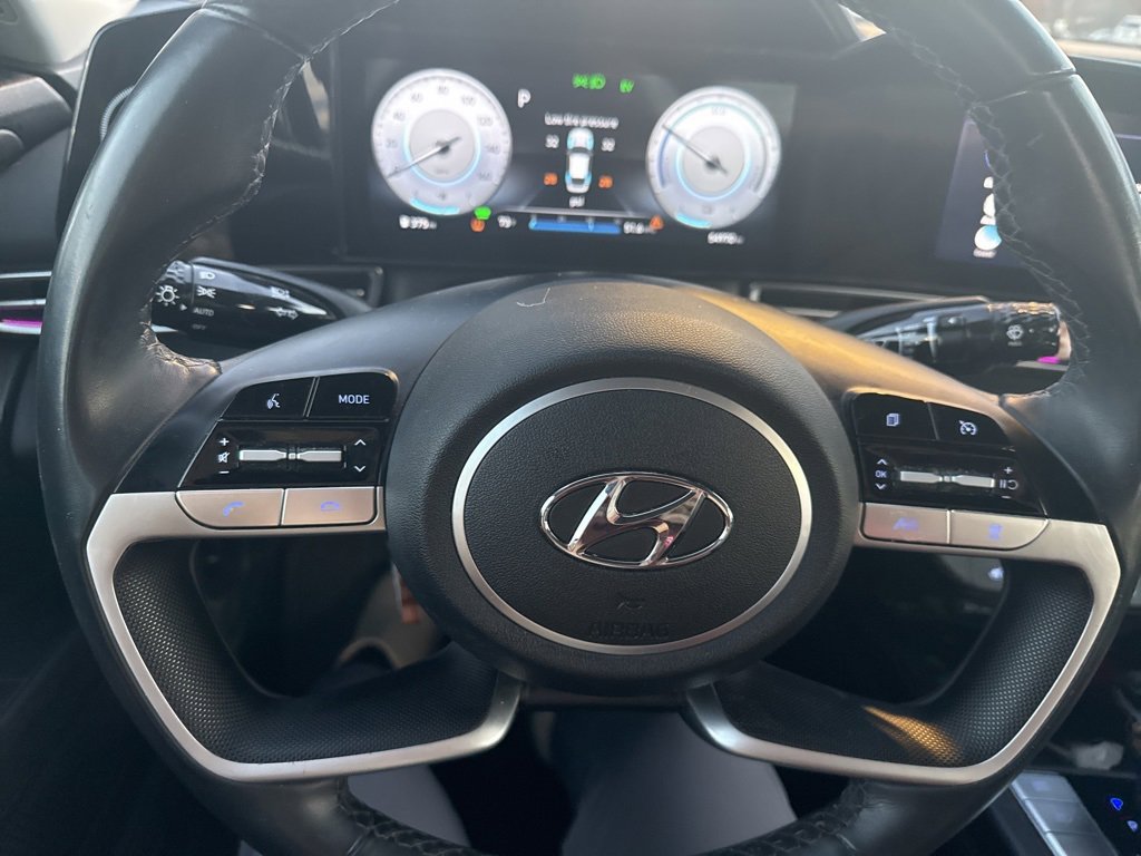 2023 Hyundai Elantra Hybrid Limited photo 3