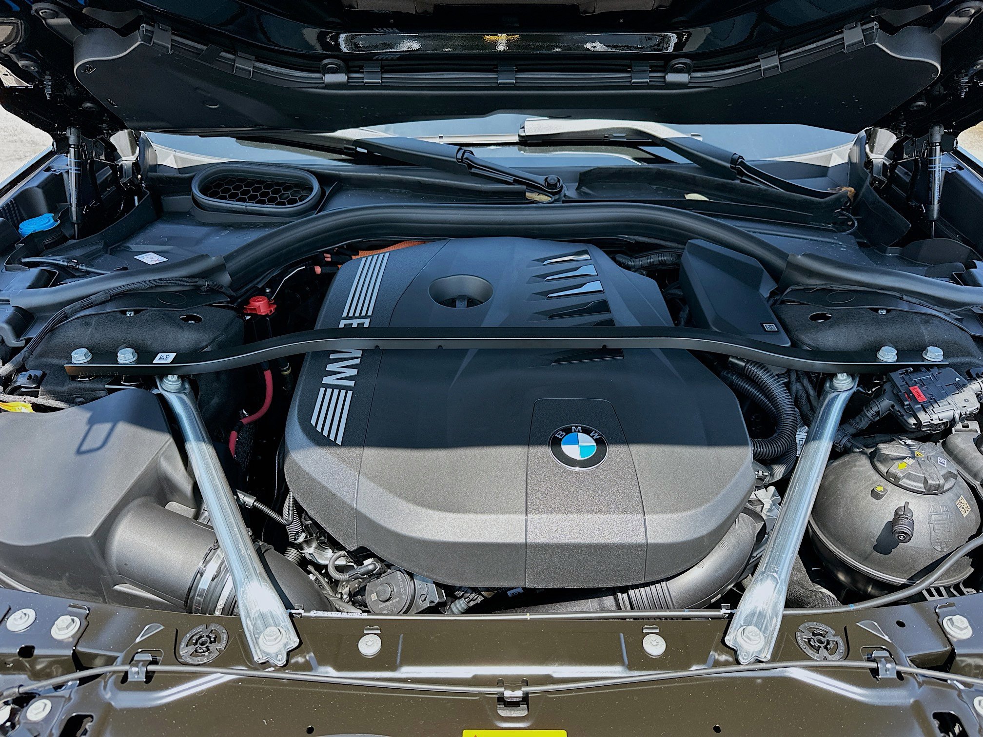 2025 Bmw 750e photo 25