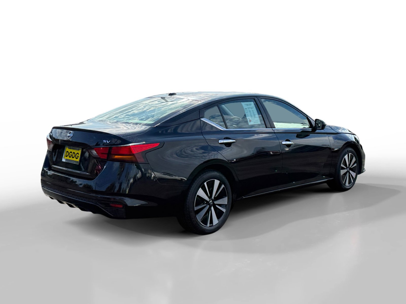 2022 Nissan Altima 2.5 SV photo 5