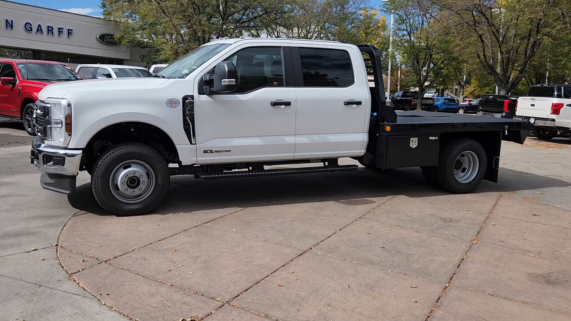 2025 Ford F-350 XL photo 4