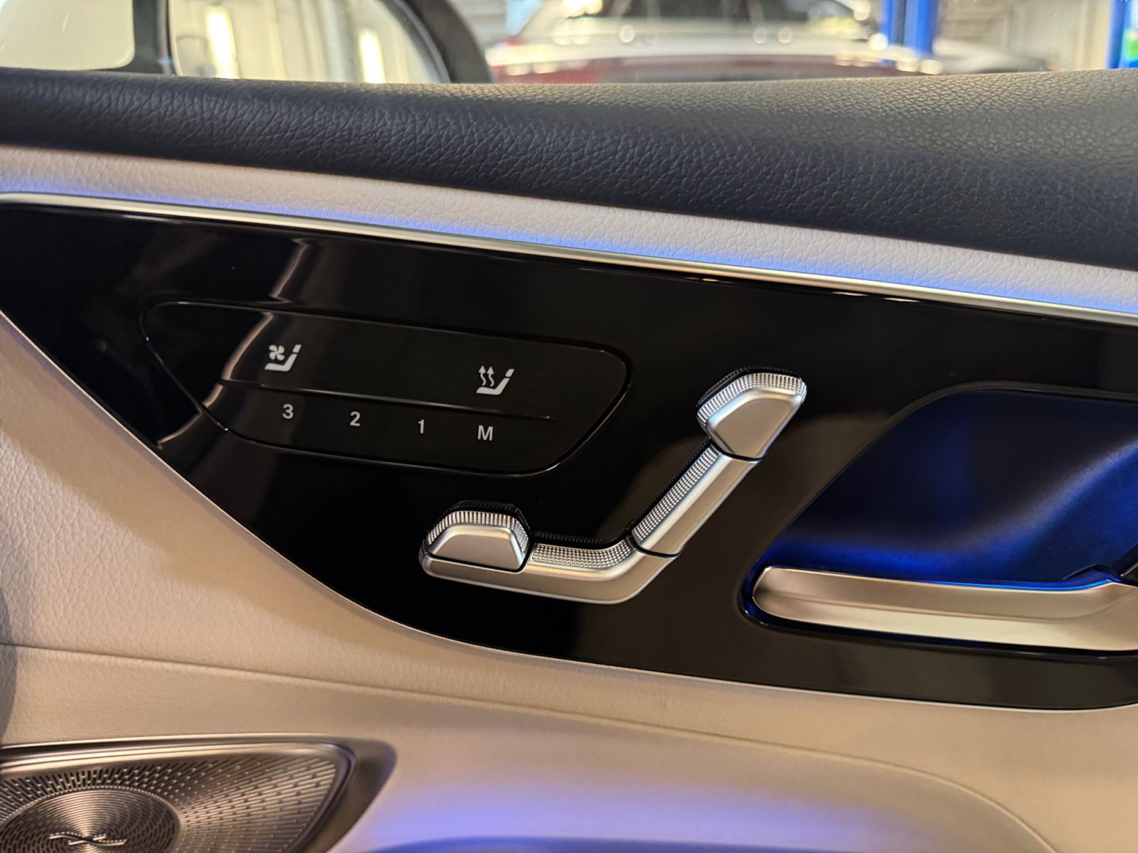 2025 Mercedes Benz GLC 350e 4MATIC photo 26