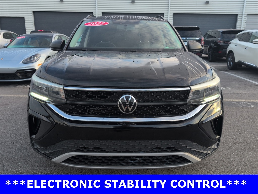 2022 Volkswagen Taos S photo 3