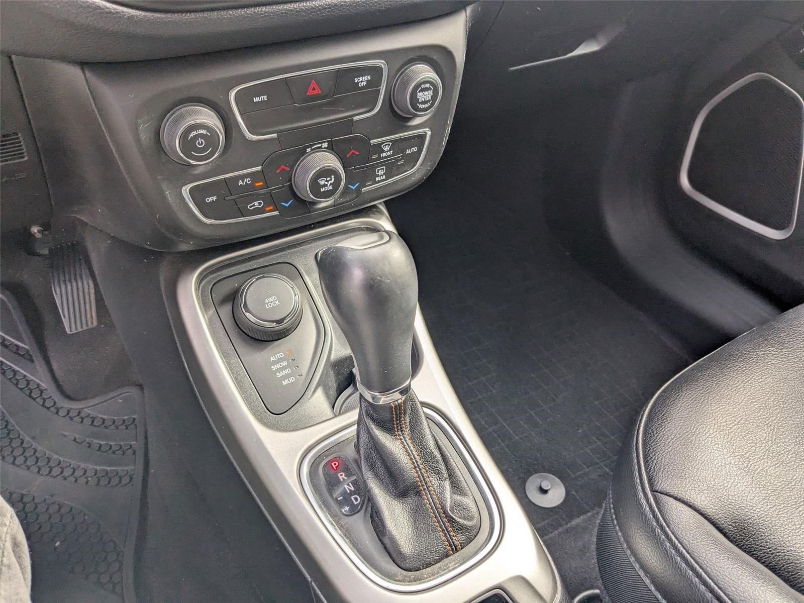 2017 Jeep Compass Latitude photo 21