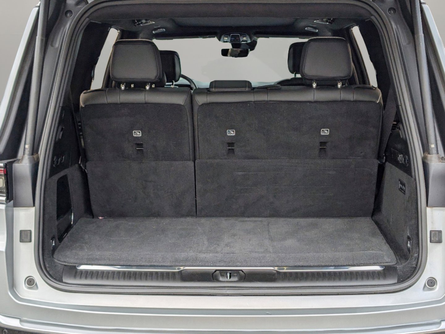 2024 Jeep Grand Wagoneer III Obsidian photo 9