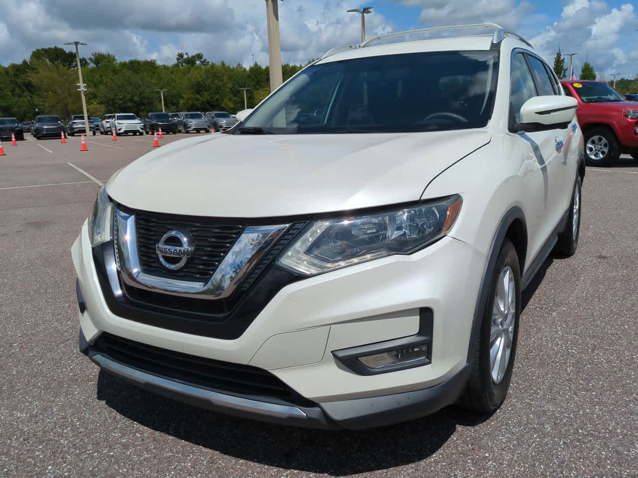 Used 2017 Nissan Rogue SV with VIN KNMAT2MT7HP532148 for sale in Wesley Chapel, FL