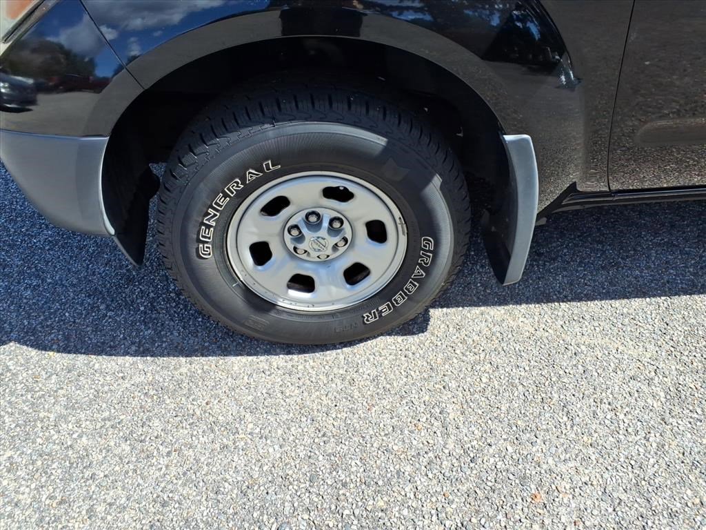 2016 Nissan Frontier S photo 8
