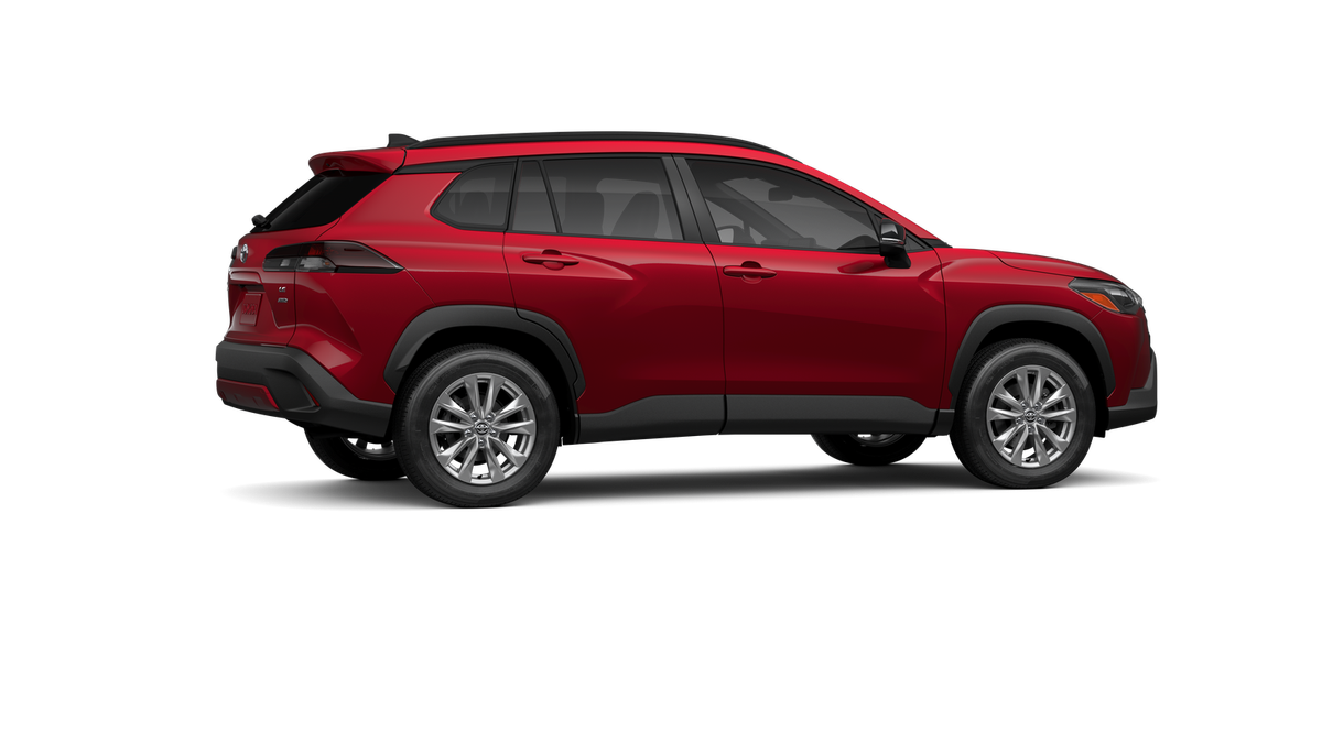 2026 Toyota Corolla Cross LE photo 11