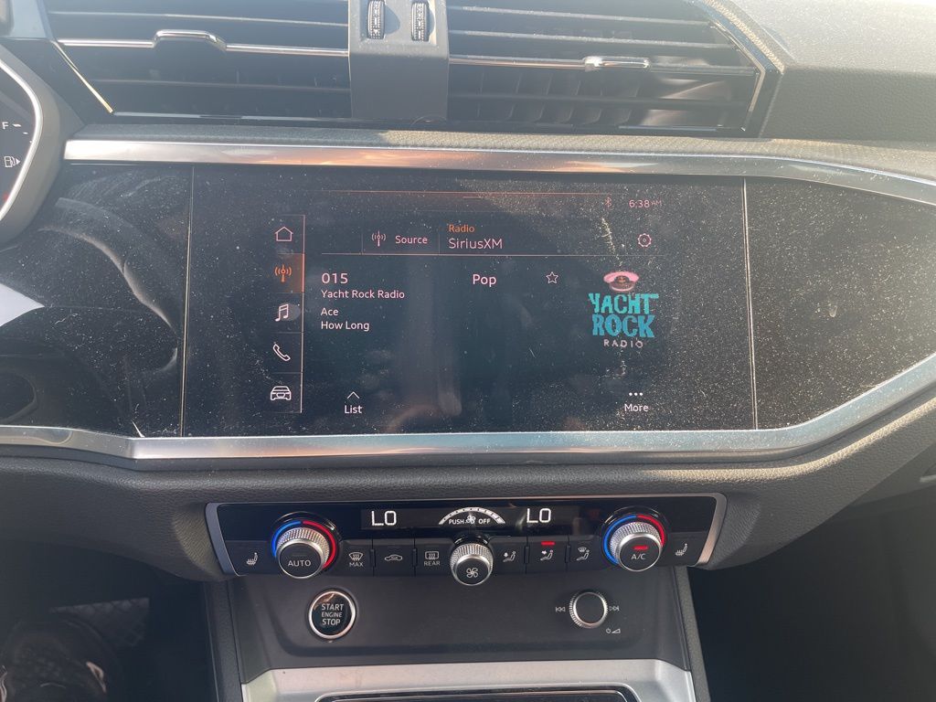 2021 Audi Q3 Premium S line photo 26