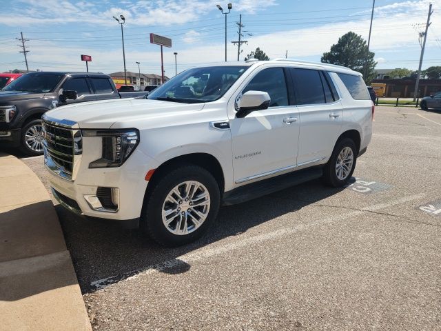 2021 GMC Yukon SLT's photo