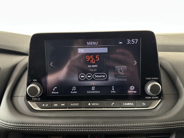 2024 Nissan Rogue SV photo 4