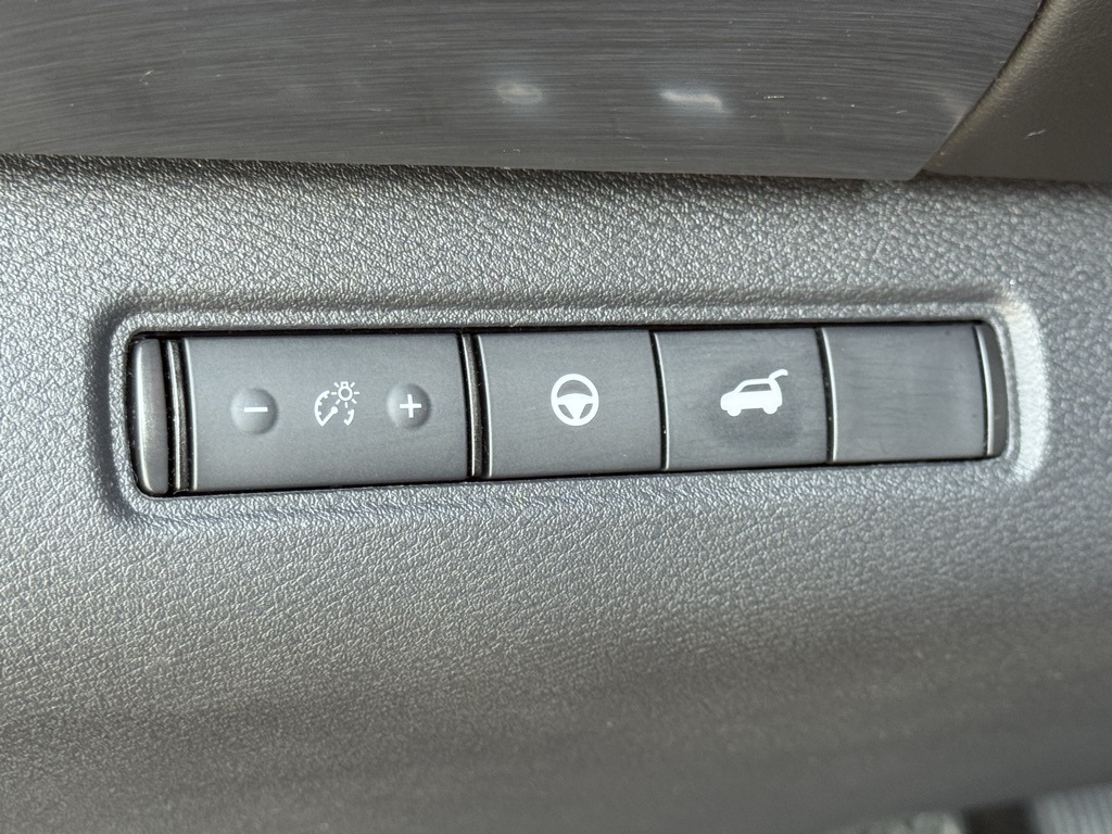 2023 Nissan Pathfinder SL photo 14