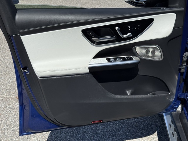 2024 Mercedes Benz GLC 300 photo 30