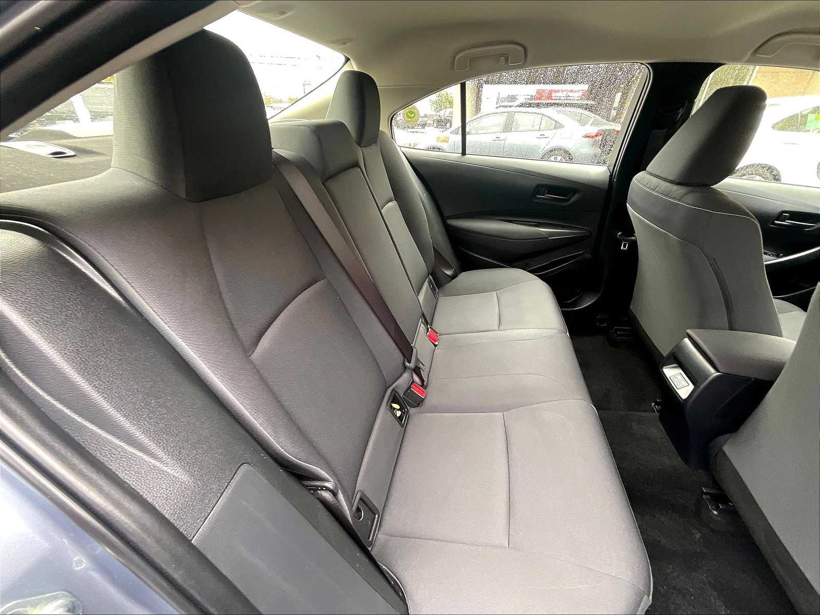 2023 Toyota Corolla Hybrid LE photo 16