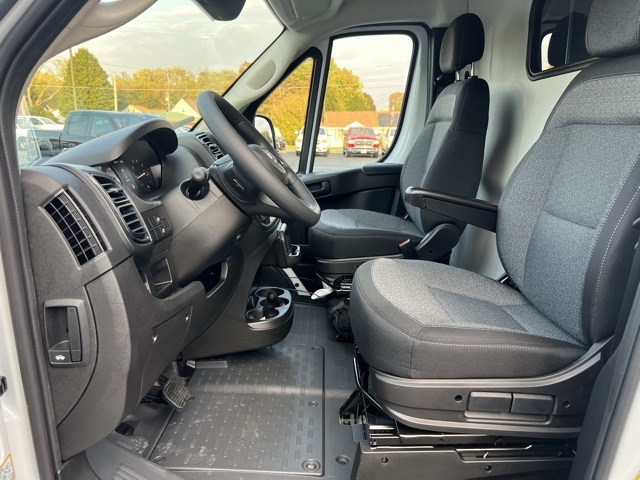2026 Ram ProMaster 2500 photo 4