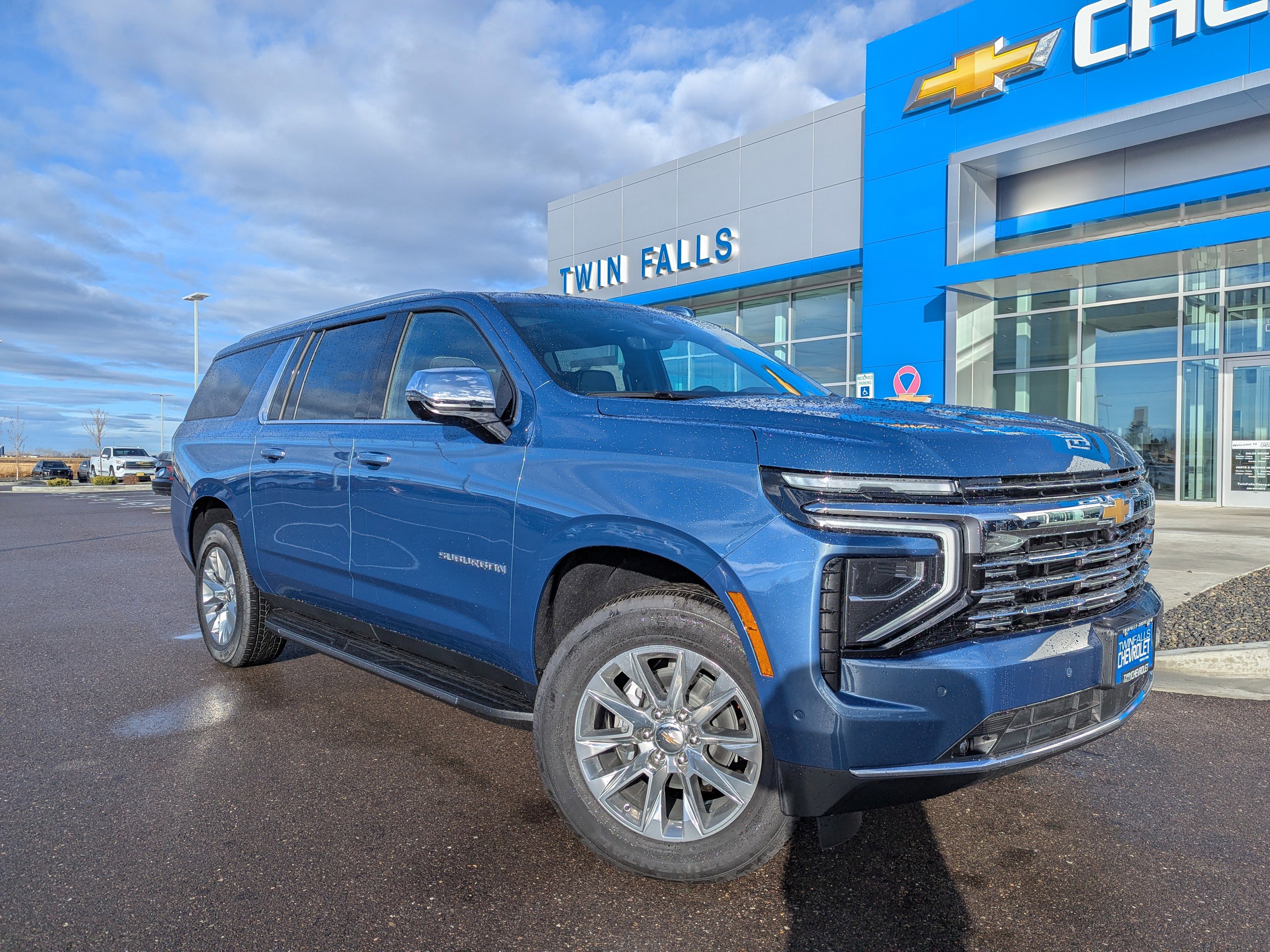 2026 Chevrolet Suburban Premier's photo