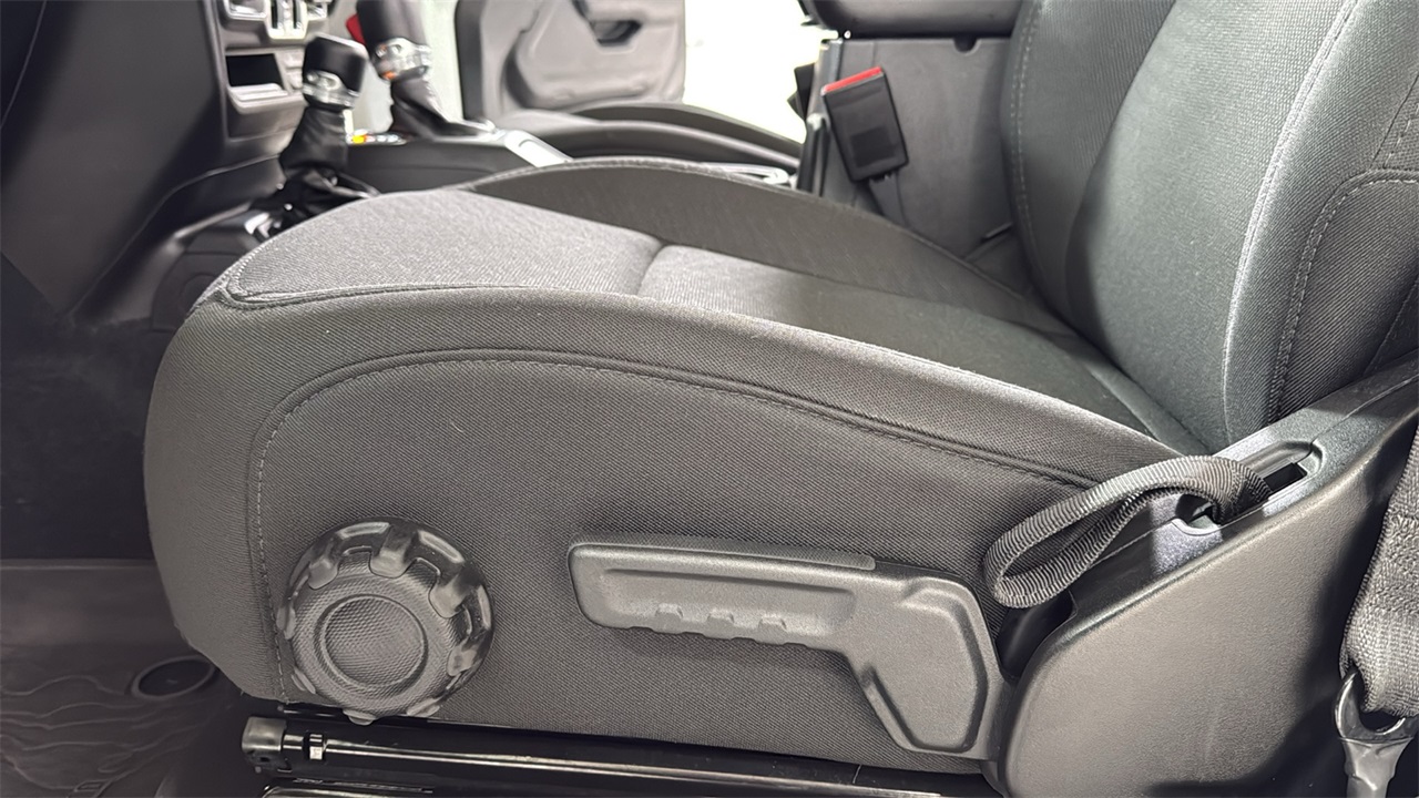 2023 Jeep Wrangler Base 4xe photo 14