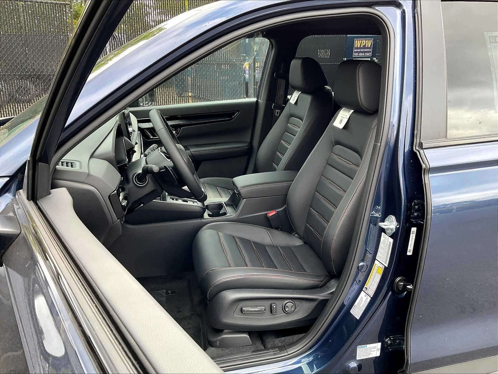 2026 Honda CR-V Hybrid Sport Touring photo 10